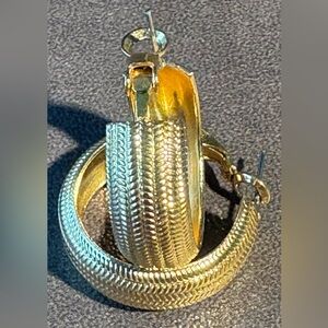 Vintage Gold Tone Hoop Earrings